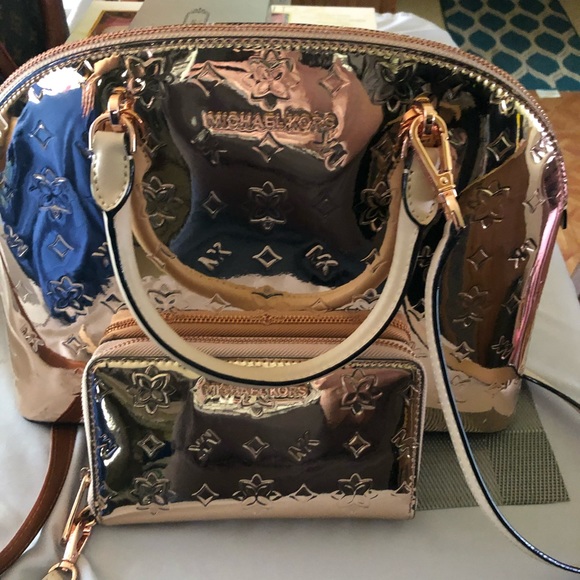 Brand new Michael Kors handbag and wallet - Picture 2 of 2